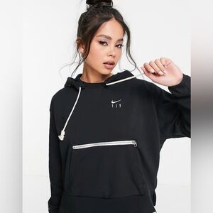 Nike Standard Issue Oversized Basketball Women's Black Hoodie